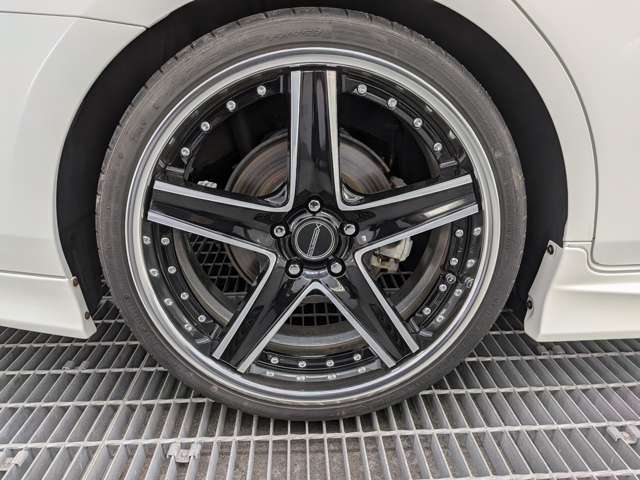 トヨタ クラウン　ハイブリッド ハイブリッド ２．５ Ｇ エグゼクティブ ＦＯＵＲ ４ＷＤ R1年 (東北) 99
