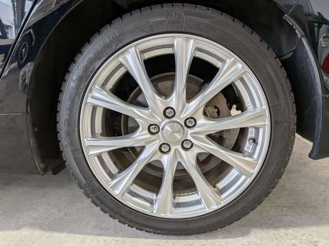 トヨタ プリウス １．８ Ａ ツーリングセレクション Ｅ－ＦＯＵＲ ４ＷＤ H28年 (東北) 99