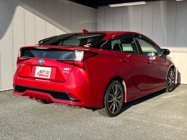 トヨタ プリウス １．８ Ｓ ツーリングセレクション Ｅ－ＦＯＵＲ ４ＷＤ R1年 (東北) 99