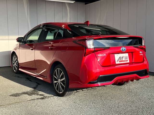トヨタ プリウス １．８ Ｓ ツーリングセレクション Ｅ－ＦＯＵＲ ４ＷＤ R1年 (東北) 99