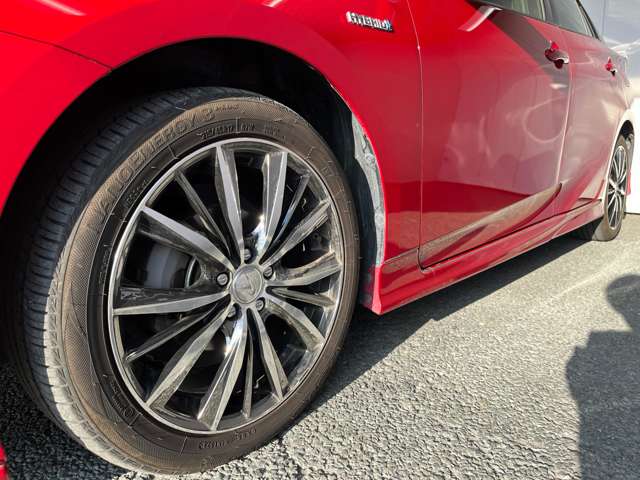 トヨタ プリウス １．８ Ｓ ツーリングセレクション Ｅ－ＦＯＵＲ ４ＷＤ R1年 (東北) 99