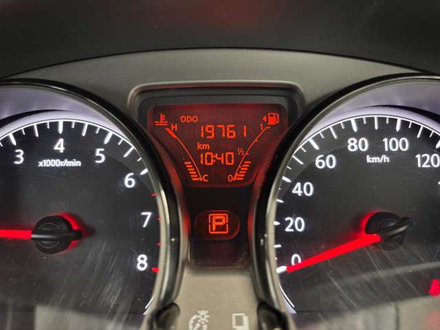 日産 ノート １．２ Ｘ H29年 (東北) 99