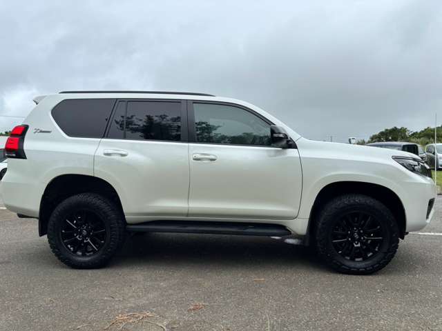 トヨタ ランドクルーザープラド ２．７ ＴＸ Ｌパッケージ ７０ＴＨ アニバーサリー リミテッド ４ＷＤ R4年 (近畿) 99