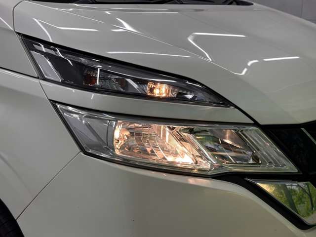 日産 セレナ ２．０ Ｘ ＶセレクションＩＩ R1年 (近畿) 99