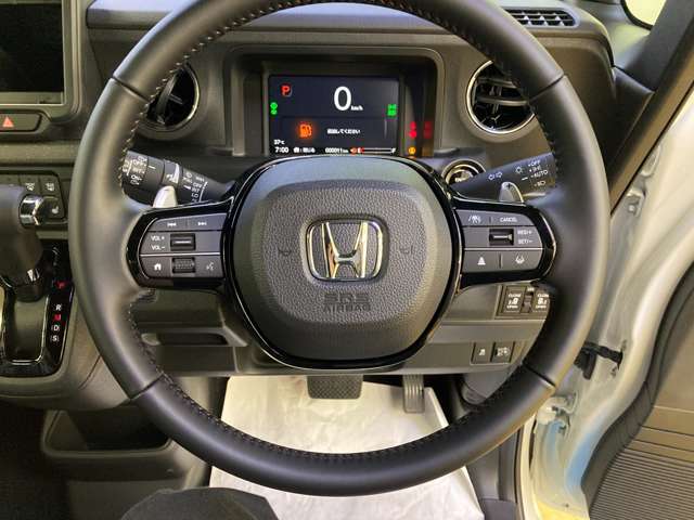 ホンダ Ｎ　ＢＯＸ カスタム ６６０ ターボ R8年 (四国) 99