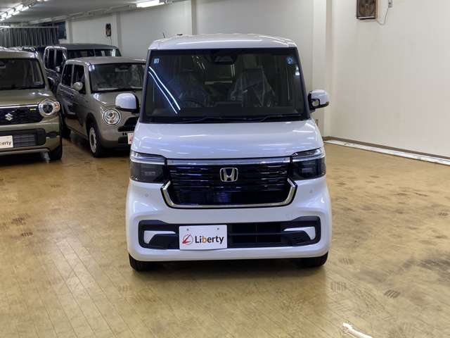 ホンダ Ｎ　ＢＯＸ カスタム ６６０ ターボ R8年 (四国) 99