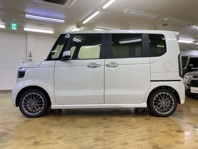 ホンダ Ｎ　ＢＯＸ カスタム ６６０ ターボ R8年 (四国) 99