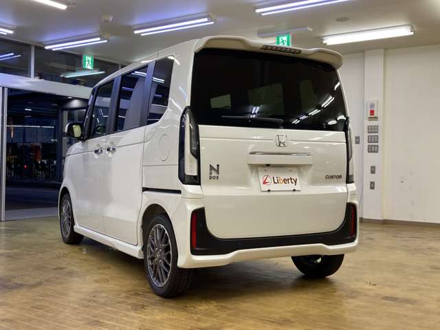 ホンダ Ｎ　ＢＯＸ カスタム ６６０ ターボ R8年 (四国) 99