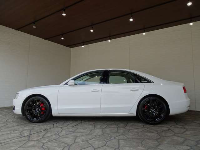 アウディ Ａ８ ３．０ ＴＦＳＩ クワトロ ４ＷＤ H24年 (関東) 99