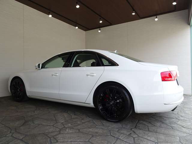 アウディ Ａ８ ３．０ ＴＦＳＩ クワトロ ４ＷＤ H24年 (関東) 99