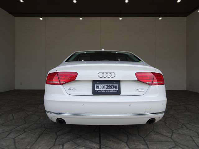 アウディ Ａ８ ３．０ ＴＦＳＩ クワトロ ４ＷＤ H24年 (関東) 99