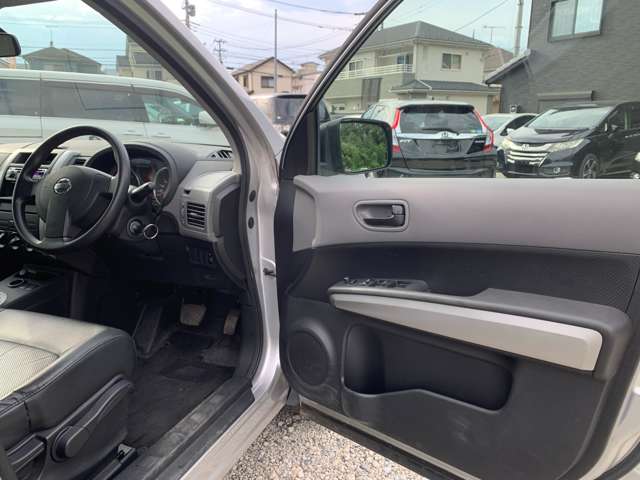 日産 エクストレイル ２．０ ２０Ｓ H21年 (関東) 99