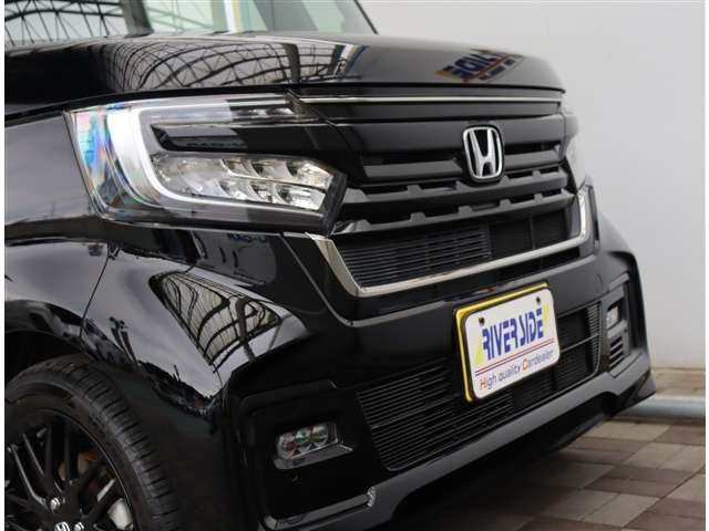 ホンダ Ｎ　ＢＯＸ カスタム ６６０ Ｌ ターボ スタイルプラス ブラック R5年 (関東) 99