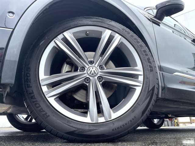 フォルクスワーゲン ティグアン ＴＤＩ ４モーション Ｒライン ディーゼルターボ ４ＷＤ R1年 (関東) 99
