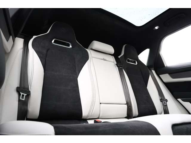 ジャガー Ｆペース ＳＶＲ ５．０Ｌ Ｐ５５０ ４ＷＤ R4年 (東海) 99