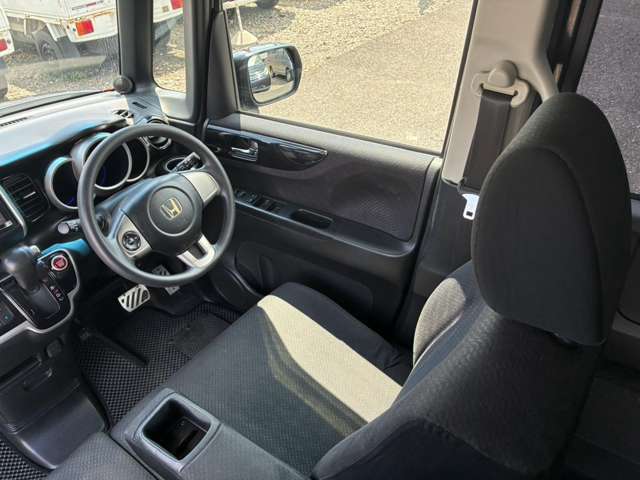 ホンダ Ｎ　ＢＯＸ ６６０ カスタムＧ Ｌパッケージ H24年 (関東) 99