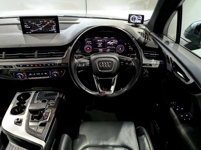 アウディ Ｑ７ ３．０ ＴＦＳＩ クワトロ Ｓラインパッケージ４ＷＤ H29年 (関東) 99