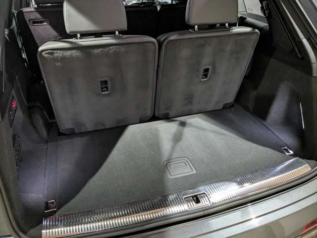 アウディ Ｑ７ ３．０ ＴＦＳＩ クワトロ Ｓラインパッケージ４ＷＤ H29年 (関東) 99