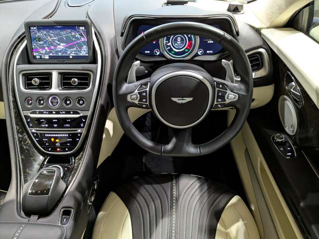 アストンマーティン ＤＢ１１ ローンチエディション H29年 (関東) 99