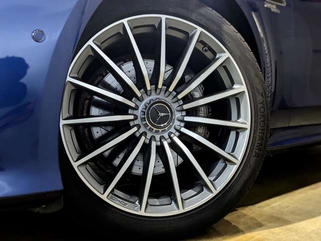 ＡＭＧ ＧＴ　４ドアクーペ ４３ ４マチックプラス ＡＭＧ ライドコントロール プラスパッケージ ４ＷＤ R1年 (関東) 99
