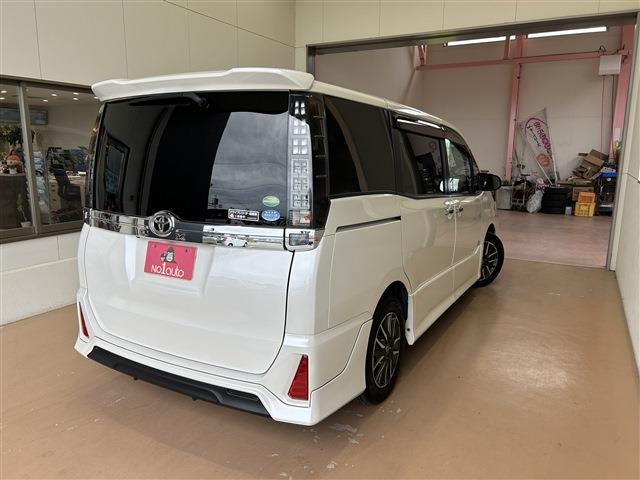 トヨタ ヴォクシー ２．０ ＺＳ 煌 H27年 (四国) 99