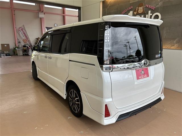 トヨタ ヴォクシー ２．０ ＺＳ 煌 H27年 (四国) 99