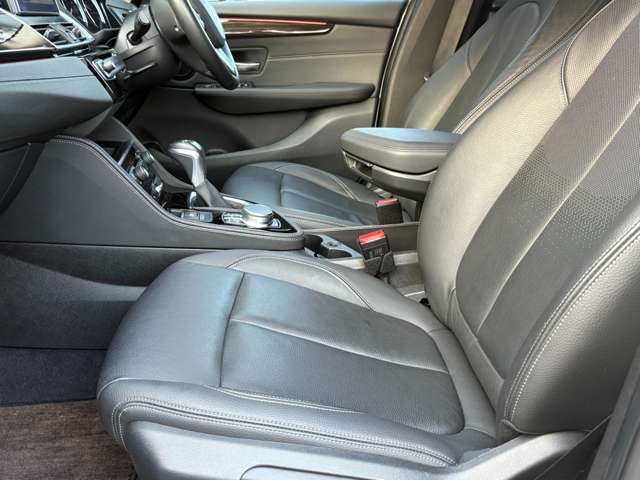 ＢＭＷ ２シリーズアクティブツアラー ２１８Ｄ ラグジュアリー ディーゼルターボ R1年 (関東) 99