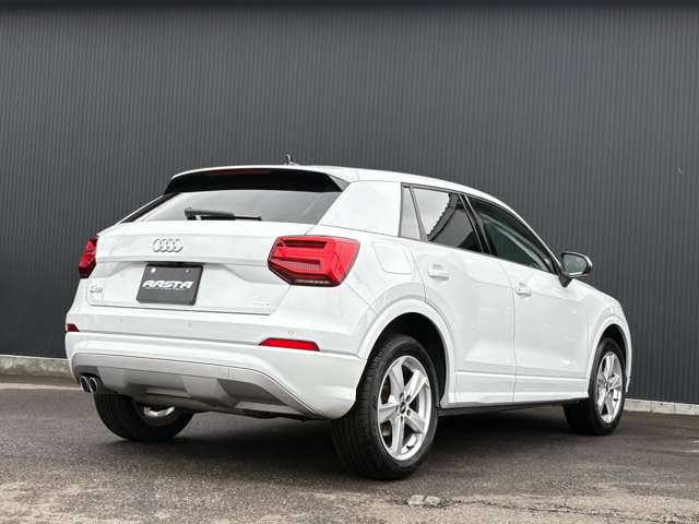 アウディ Ｑ２ ３５ ＴＤＩ スポーツ ディーゼルターボ R3年 (関東) 99