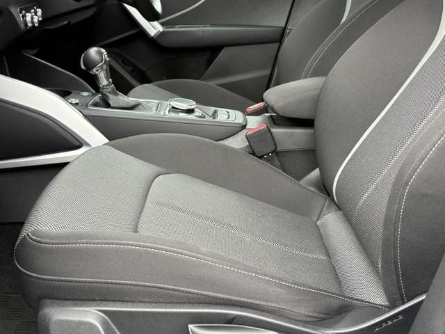 アウディ Ｑ２ ３５ ＴＤＩ スポーツ ディーゼルターボ R3年 (関東) 99