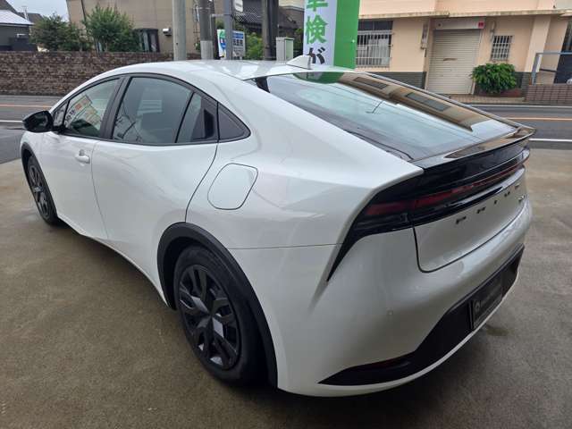 トヨタ プリウス １．８ Ｘ R5年 (関東) 99