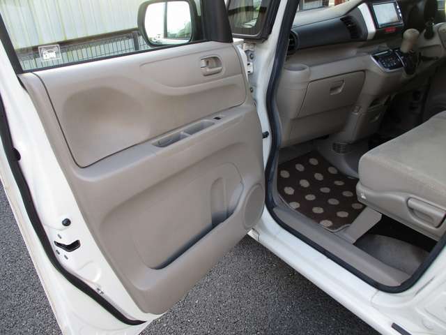 ホンダ Ｎ　ＢＯＸ ６６０ Ｇ Ｌパッケージ H24年 (九州・沖縄) 99