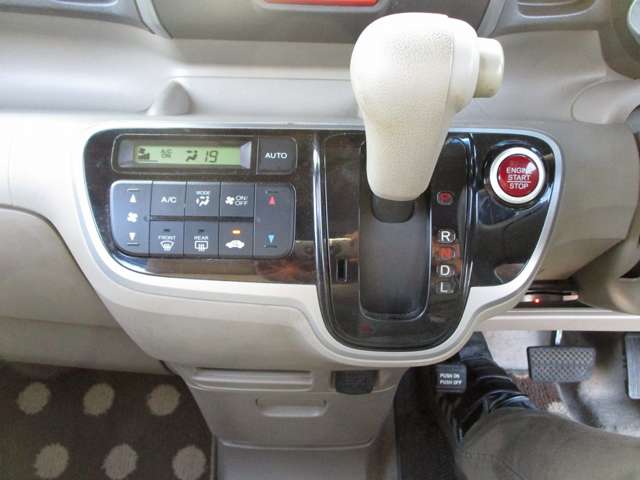 ホンダ Ｎ　ＢＯＸ ６６０ Ｇ Ｌパッケージ H24年 (九州・沖縄) 99