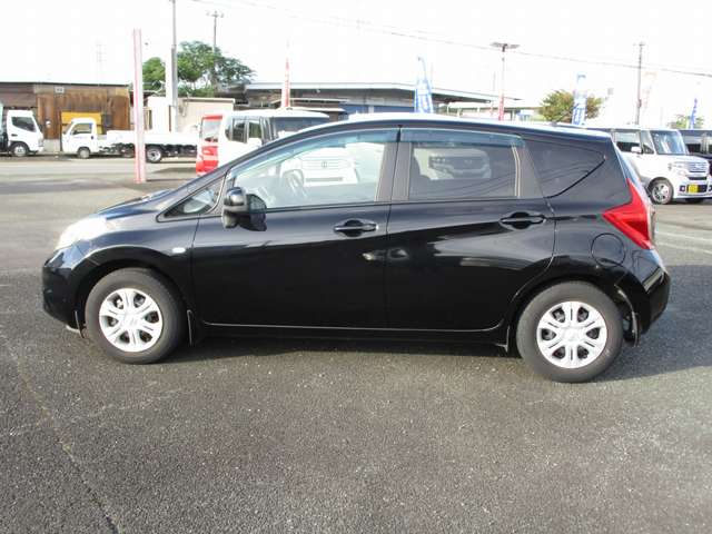 日産 ノート １．２ Ｘ ＤＩＧ－Ｓ H26年 (九州・沖縄) 99