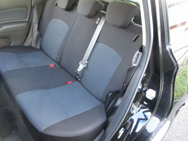 日産 ノート １．２ Ｘ ＤＩＧ－Ｓ H26年 (九州・沖縄) 99