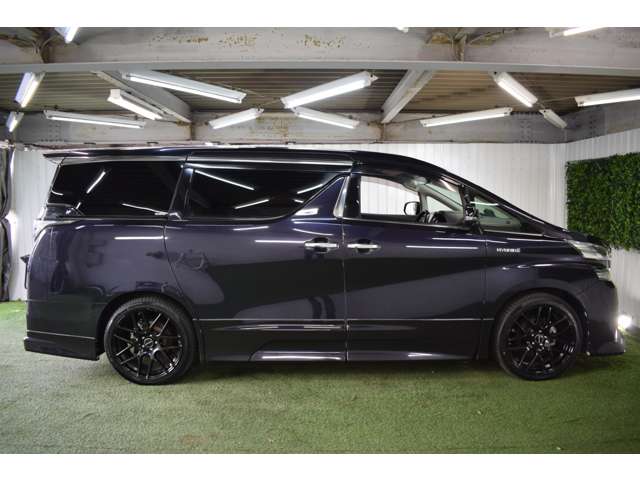 トヨタ ヴェルファイア　ハイブリッド ハイブリッド ２．５ ＺＲ Ｅ－ＦＯＵＲ ４ＷＤ H29年 (北海道) 99