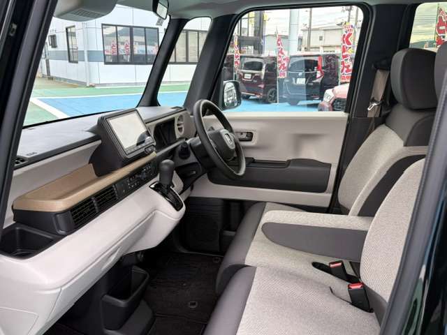 ホンダ Ｎ　ＢＯＸ ６６０ ４ＷＤ R7年 (甲信越・北陸) 99
