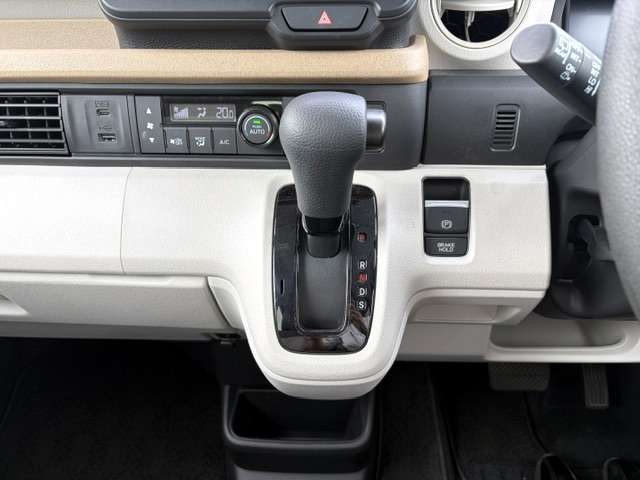ホンダ Ｎ　ＢＯＸ ６６０ ４ＷＤ R7年 (甲信越・北陸) 99