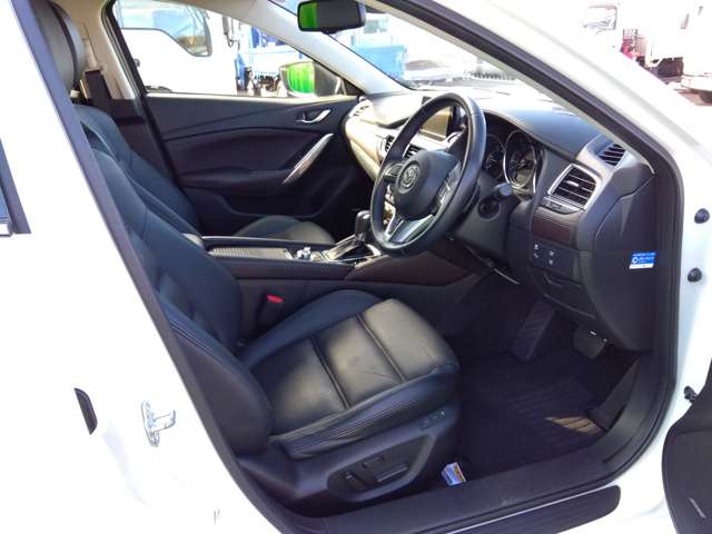 マツダ アテンザ　ワゴン ２．２ ＸＤ Ｌパッケージ ディーゼルターボ H28年 (関東) 99