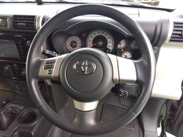 トヨタ ＦＪ　クルーザー ４．０ カラーパッケージ ４ＷＤ H26年 (関東) 99
