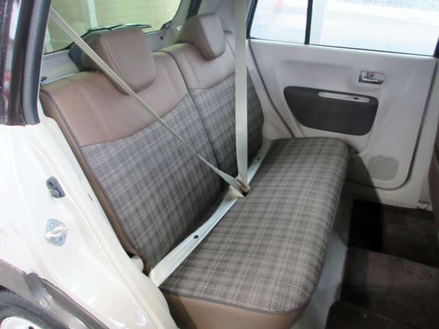 スズキ アルトラパン　ＬＣ ＬＣ ６６０ Ｘ R4年 (関東) 99