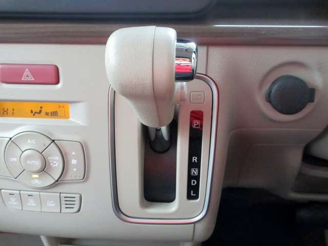 スズキ アルトラパン　ＬＣ ＬＣ ６６０ Ｘ R4年 (関東) 99