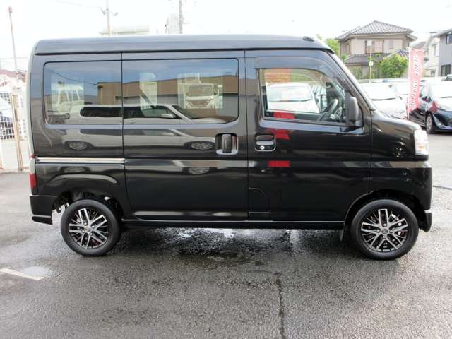 ダイハツ ハイゼットカーゴ ６６０ デラックス ４ＷＤ R6年 (関東) 99