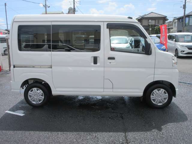 ダイハツ ハイゼットカーゴ ６６０ デラックス ４ＷＤ R4年 (関東) 99