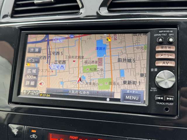 日産 セレナ ２．０ ライダー ブラックライン H24年 (近畿) 99
