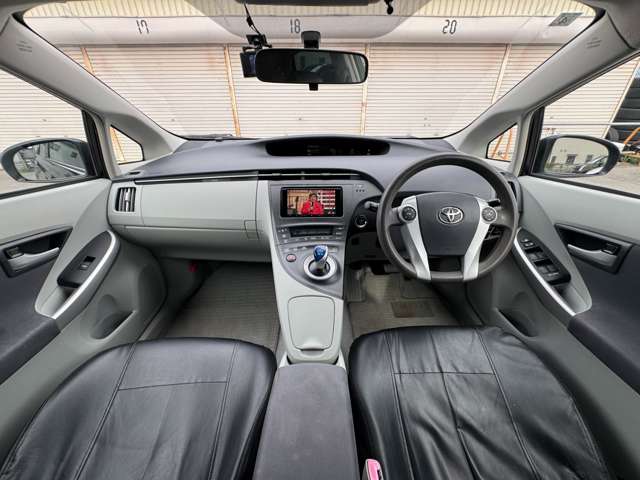 トヨタ プリウス １．８ Ｓ H21年 (近畿) 99