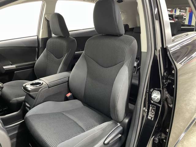 トヨタ プリウスΑ １．８ Ｓ H27年 (近畿) 99