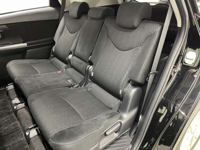 トヨタ プリウスΑ １．８ Ｓ H27年 (近畿) 99