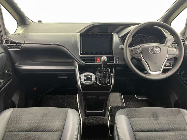 トヨタ ヴォクシー ２．０ ＺＳ 煌ＩＩＩ R3年 (近畿) 99
