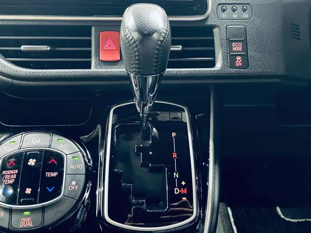 トヨタ ヴォクシー ２．０ ＺＳ 煌ＩＩＩ R3年 (近畿) 99