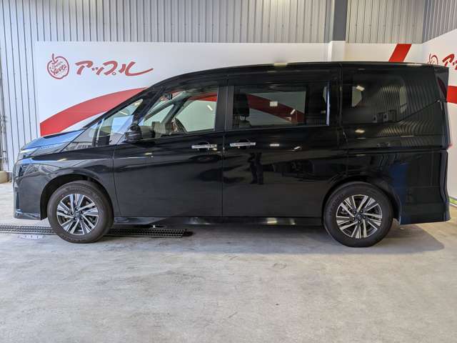 日産 セレナ ２．０ ハイウェイスターＶ ４ＷＤ R5年 (東北) 99